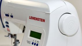 Naaimachine Lewenstein